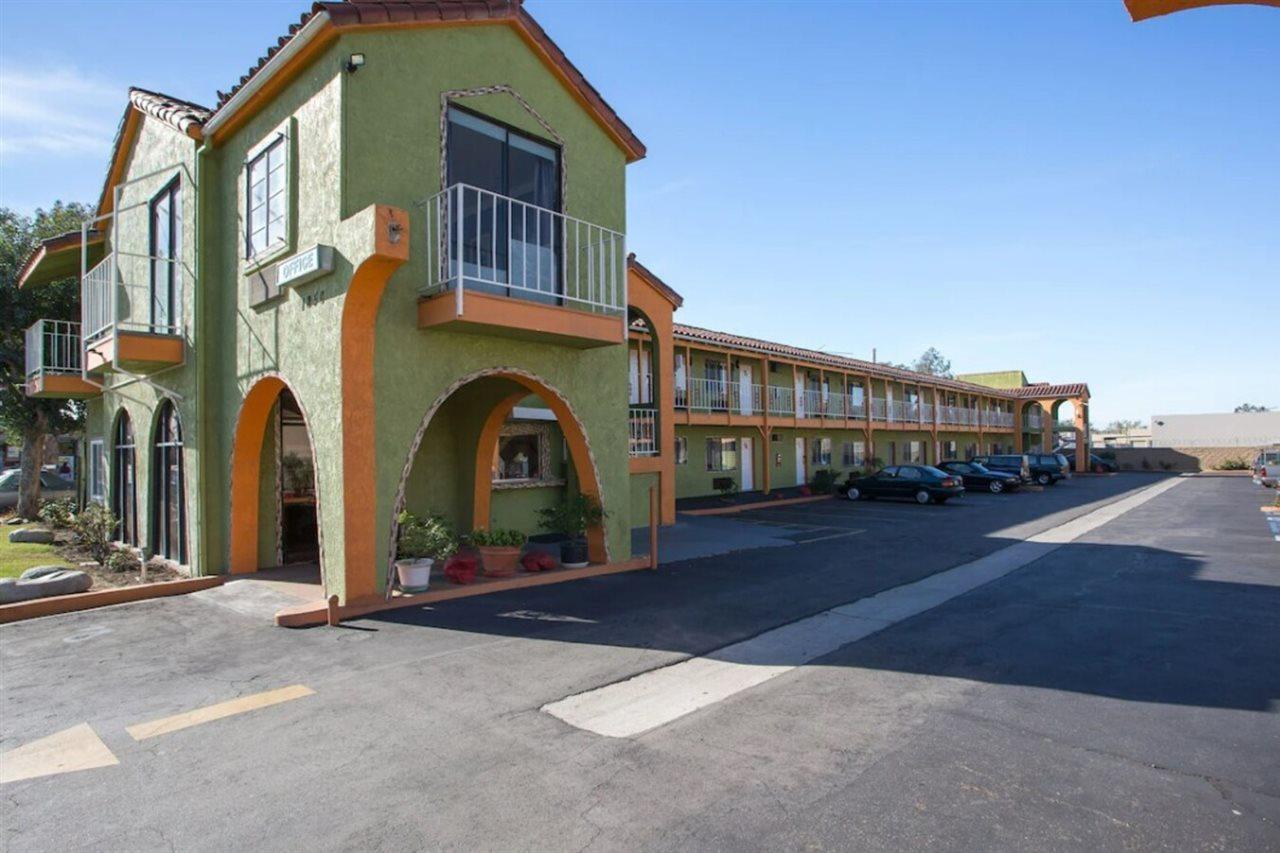 Big A Motel Orange Εξωτερικό φωτογραφία